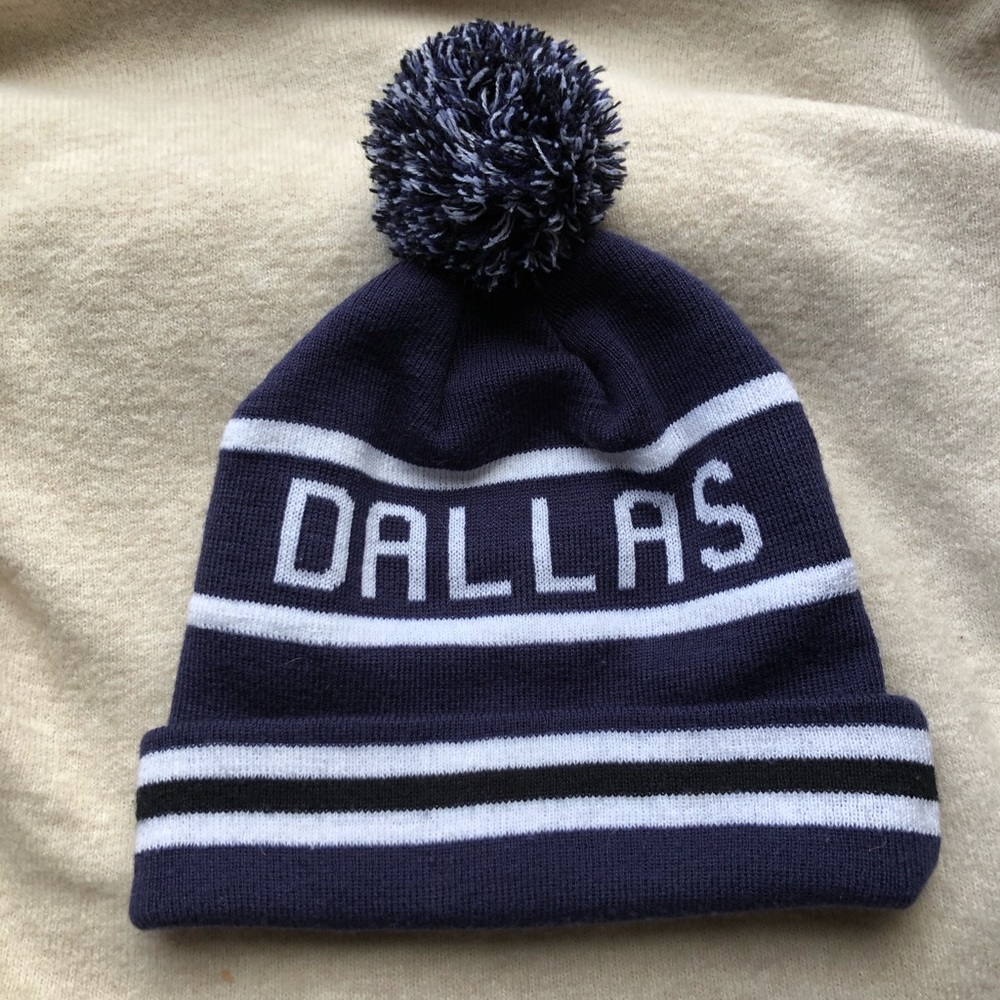 Dallas Cowboy Beanie - Picture 1 of 3